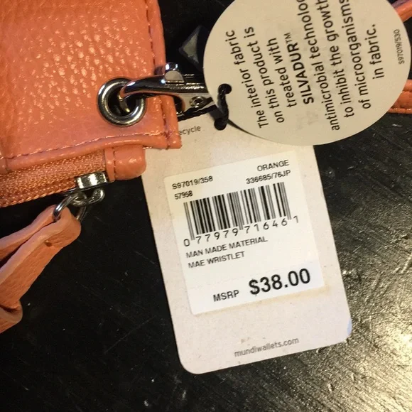 Wristlet - Picture 5 of 8